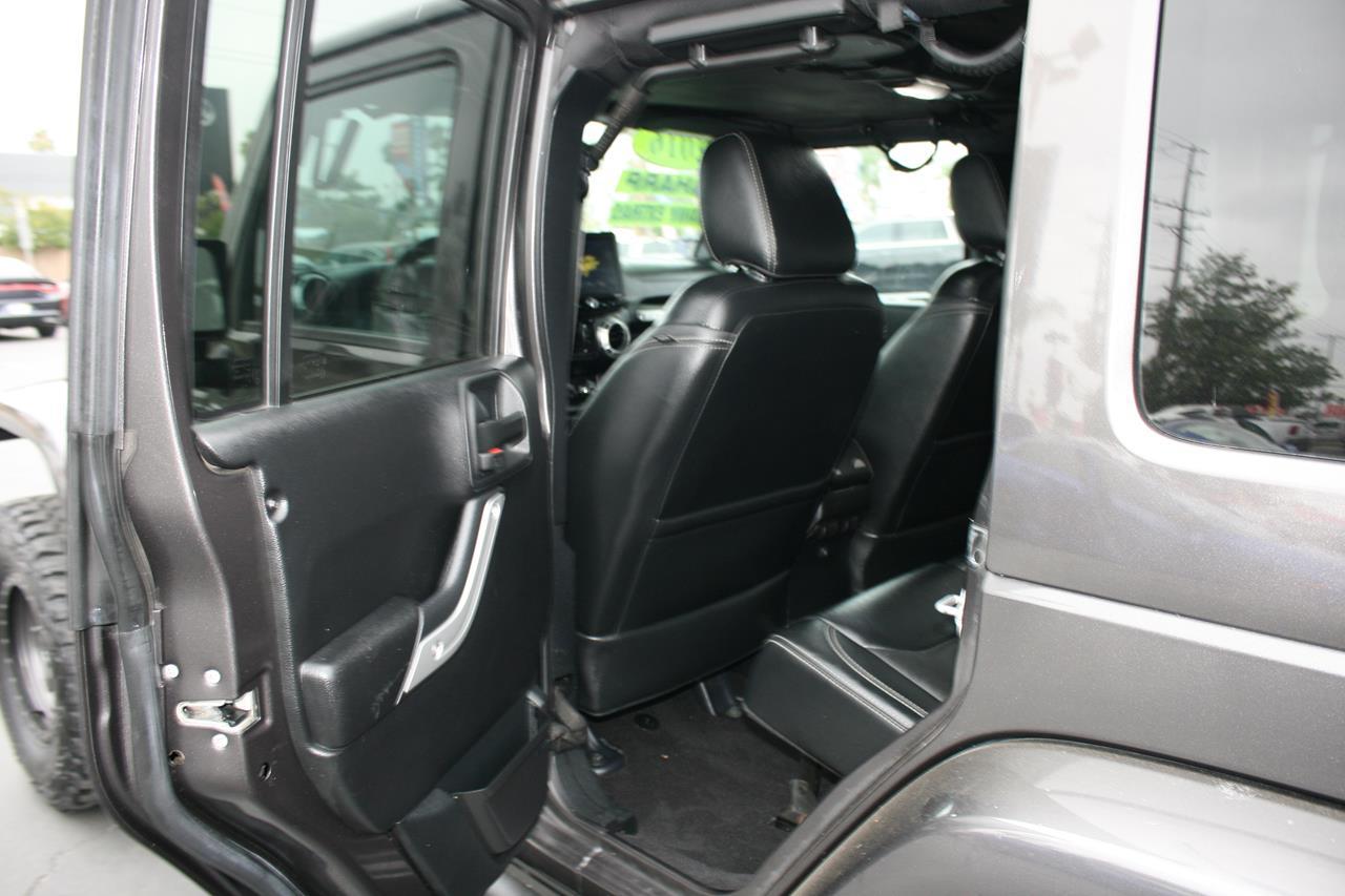Jeep Wrangler Unlimited 4WD 4dr Rubicon Hard Rock 2016
