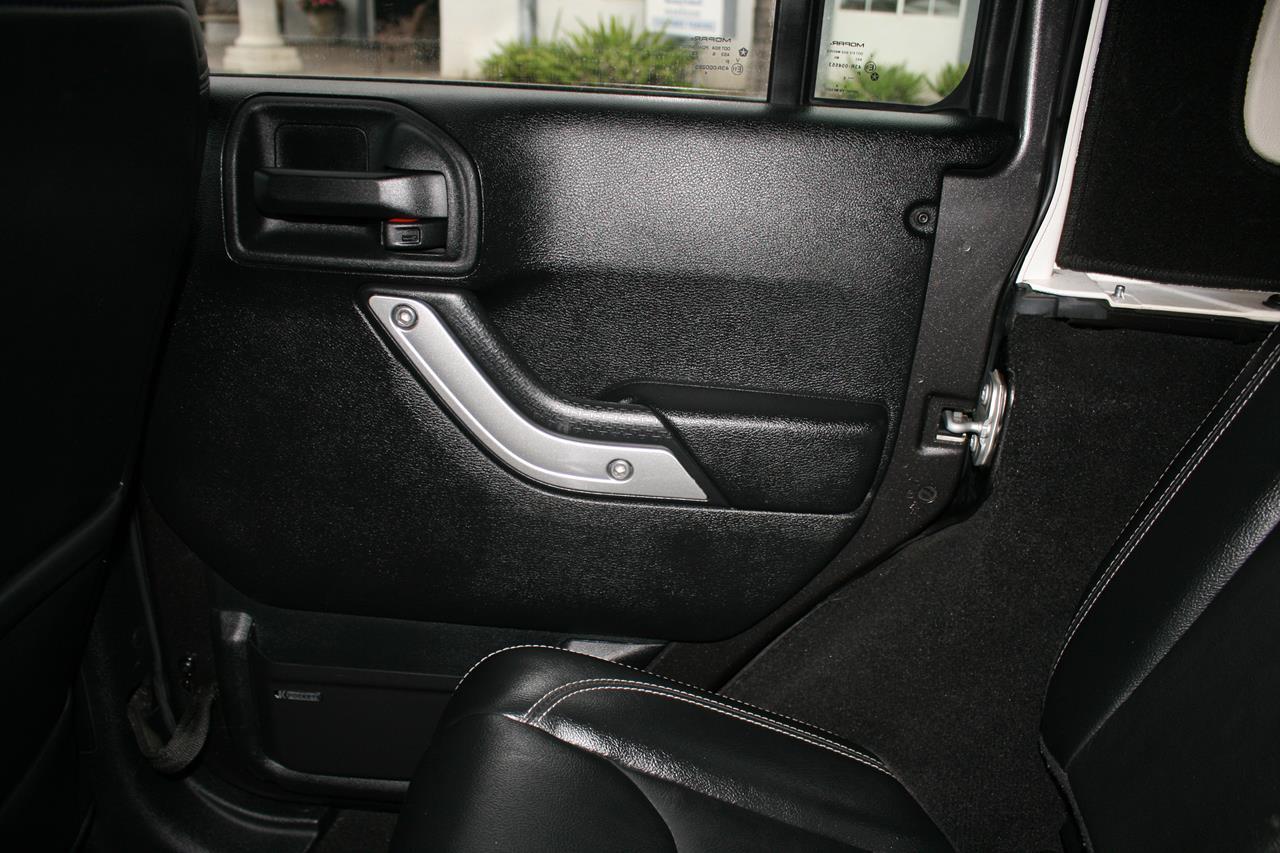 Jeep Wrangler Unlimited 4WD 4dr Rubicon Hard Rock 2016