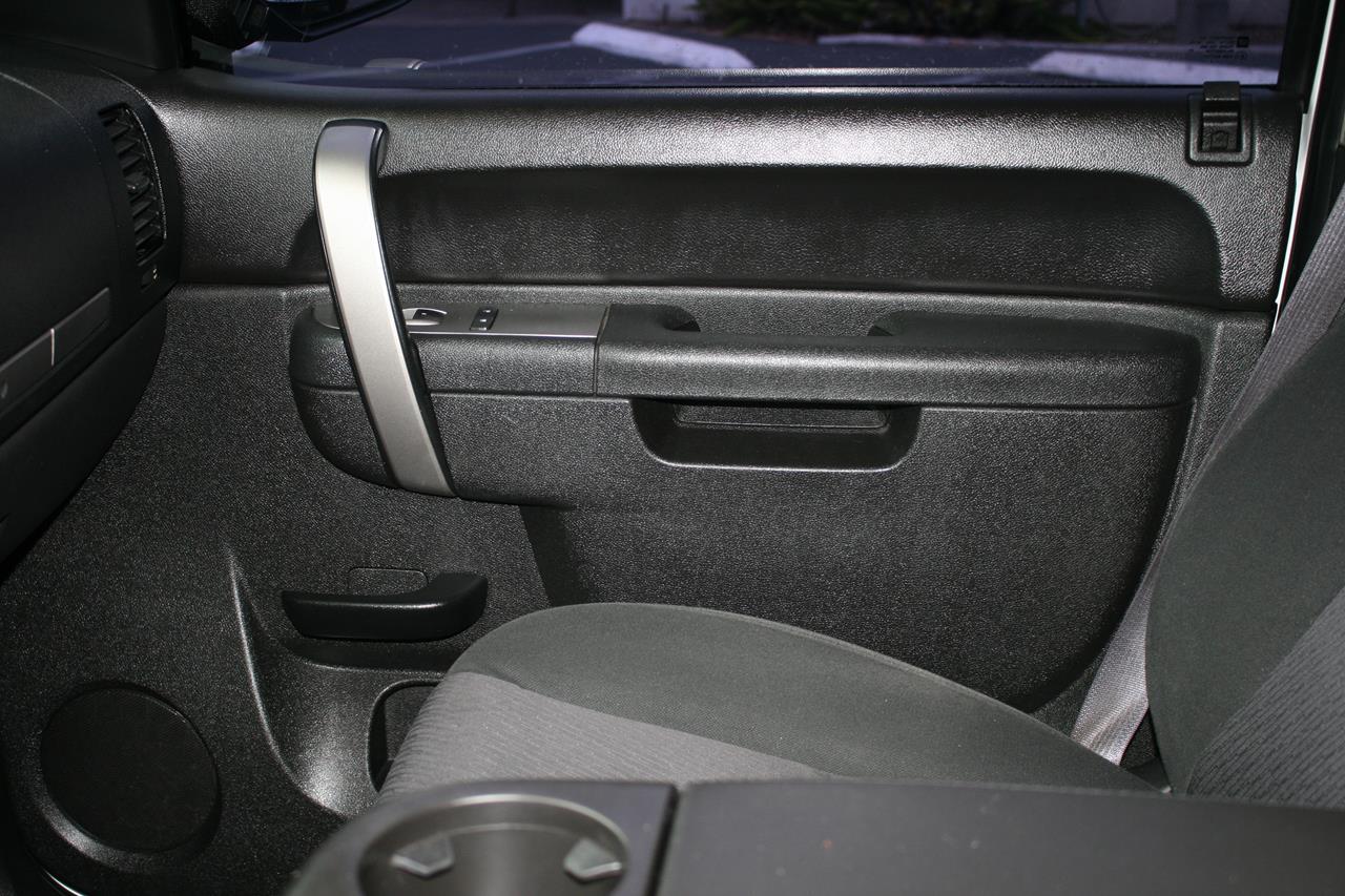 Chevrolet Silverado 1500 2WD Crew Cab 143.5" LT 2012