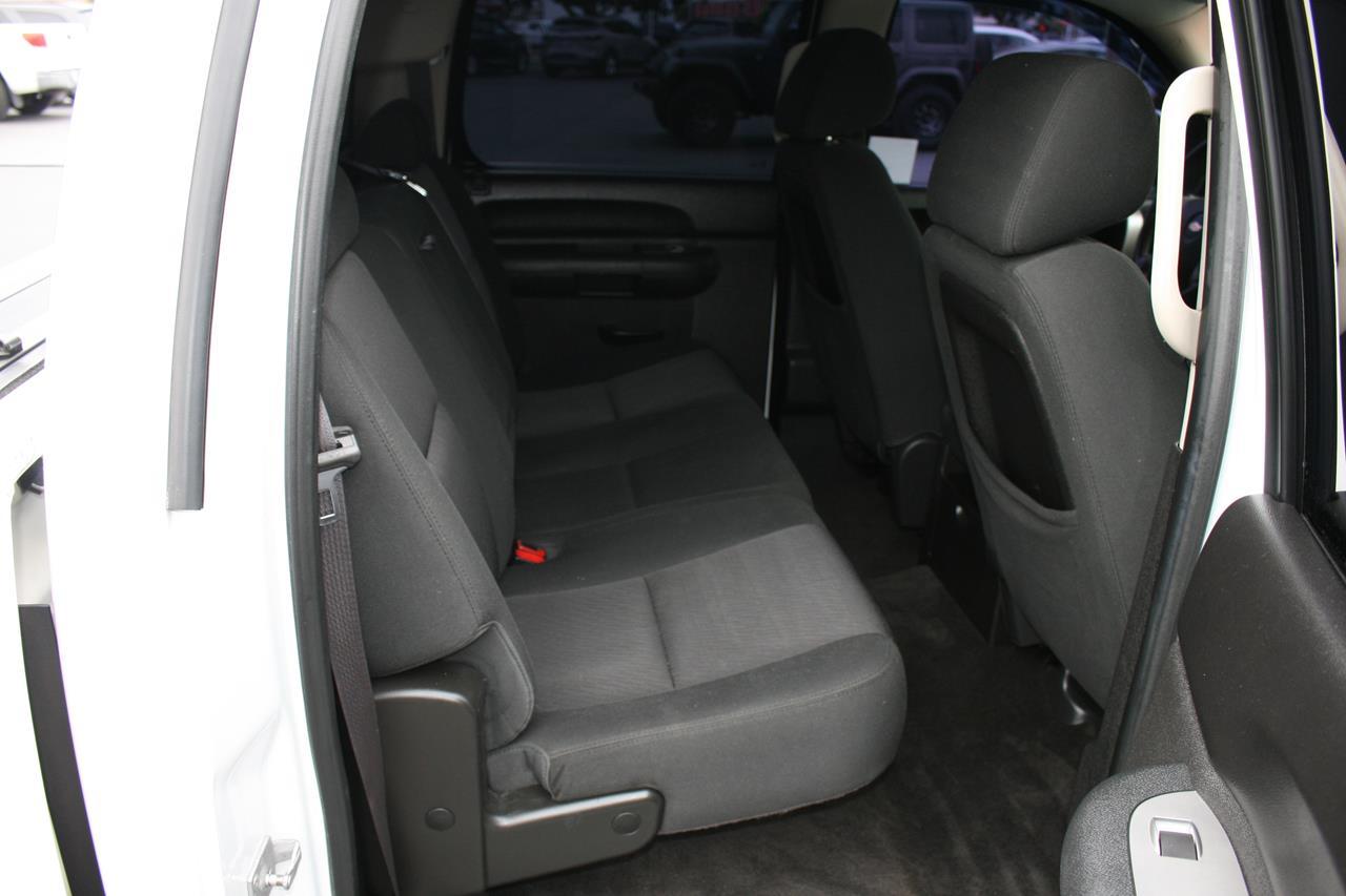 Chevrolet Silverado 1500 2WD Crew Cab 143.5" LT 2012