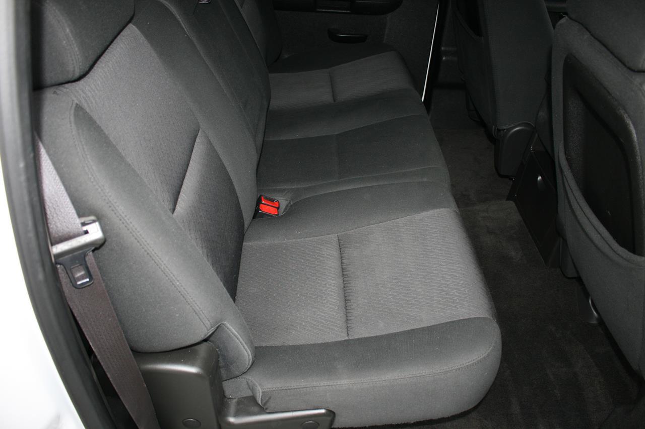 Chevrolet Silverado 1500 2WD Crew Cab 143.5" LT 2012