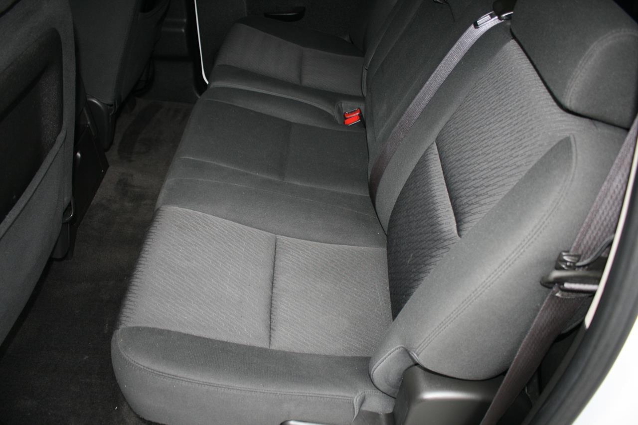 Chevrolet Silverado 1500 2WD Crew Cab 143.5" LT 2012