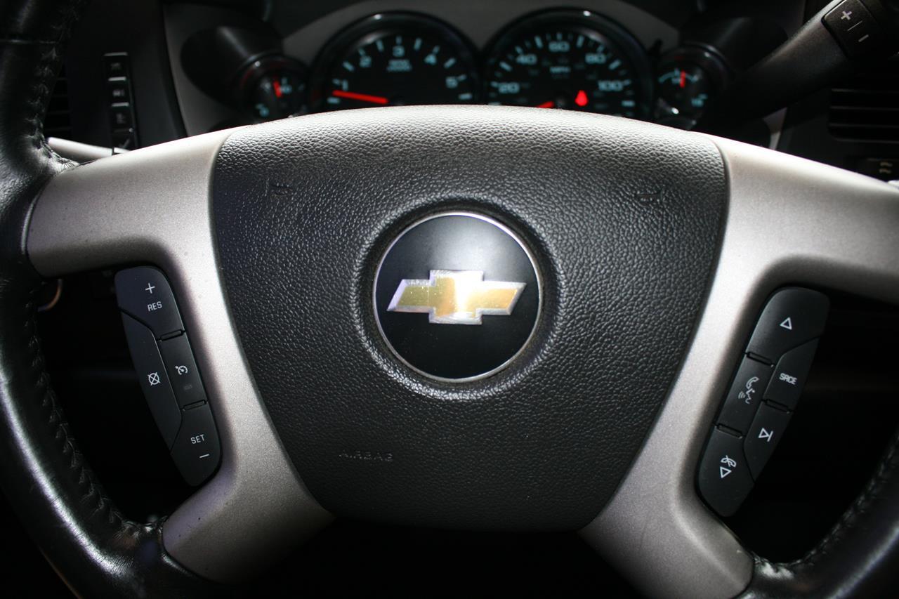 Chevrolet Silverado 1500 2WD Crew Cab 143.5" LT 2012