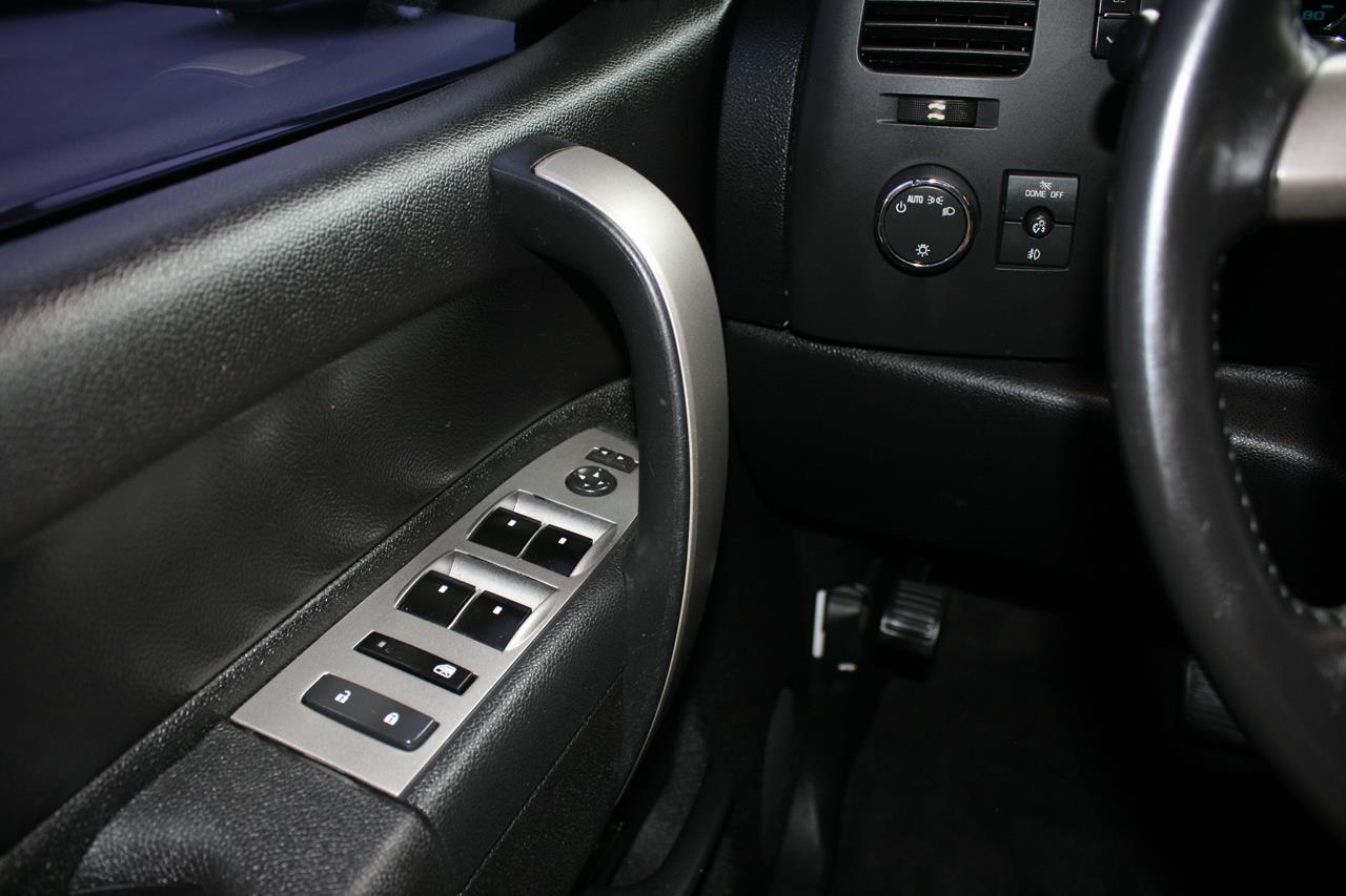 Chevrolet Silverado 1500 2WD Crew Cab 143.5" LT 2012