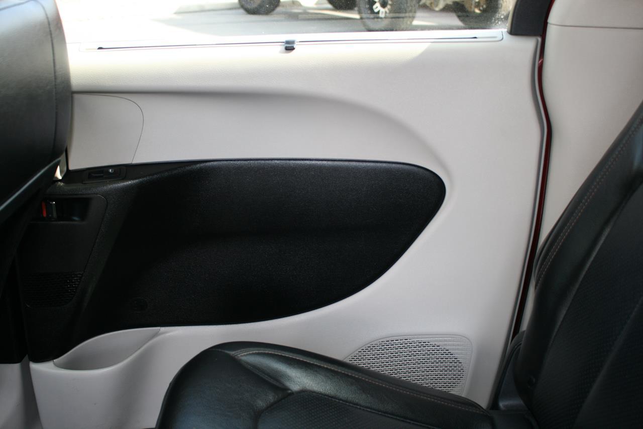 Chrysler Pacifica Touring L FWD 2019