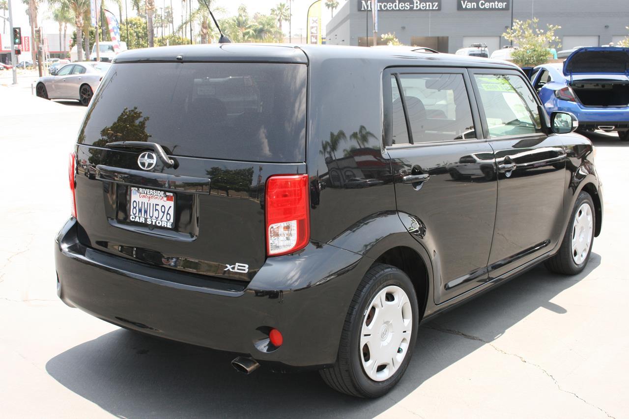 Scion xB 5dr Wgn Auto (Natl) 2012