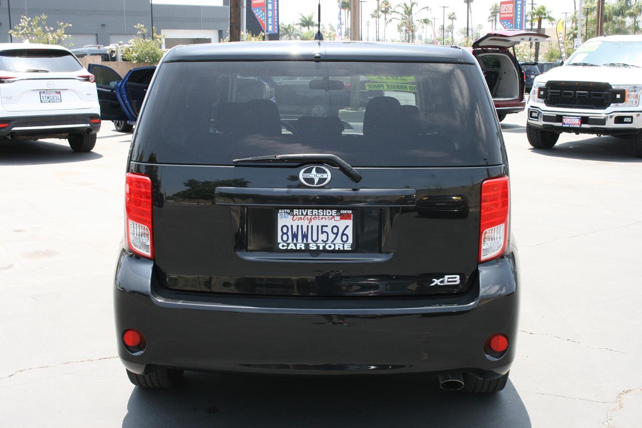 Scion xB 5dr Wgn Auto (Natl) 2012