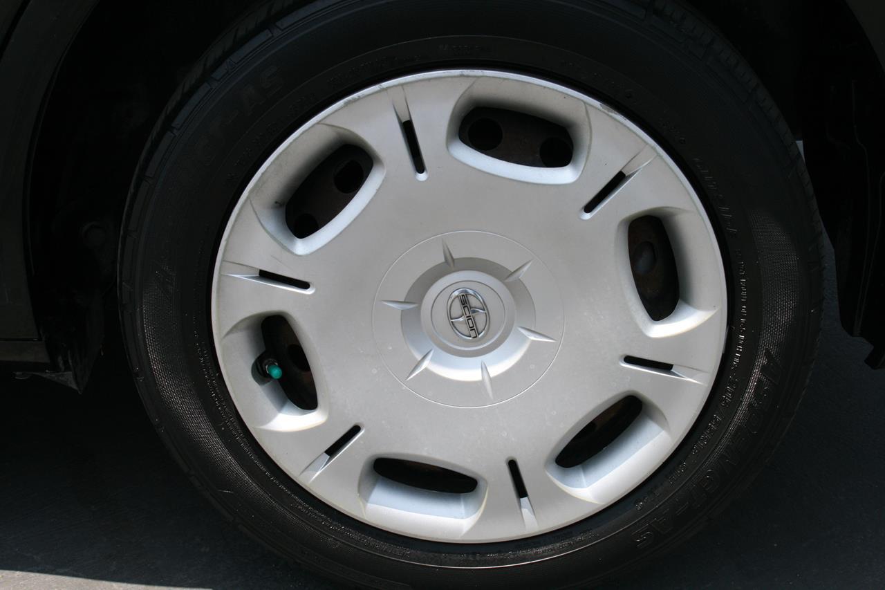Scion xB 5dr Wgn Auto (Natl) 2012