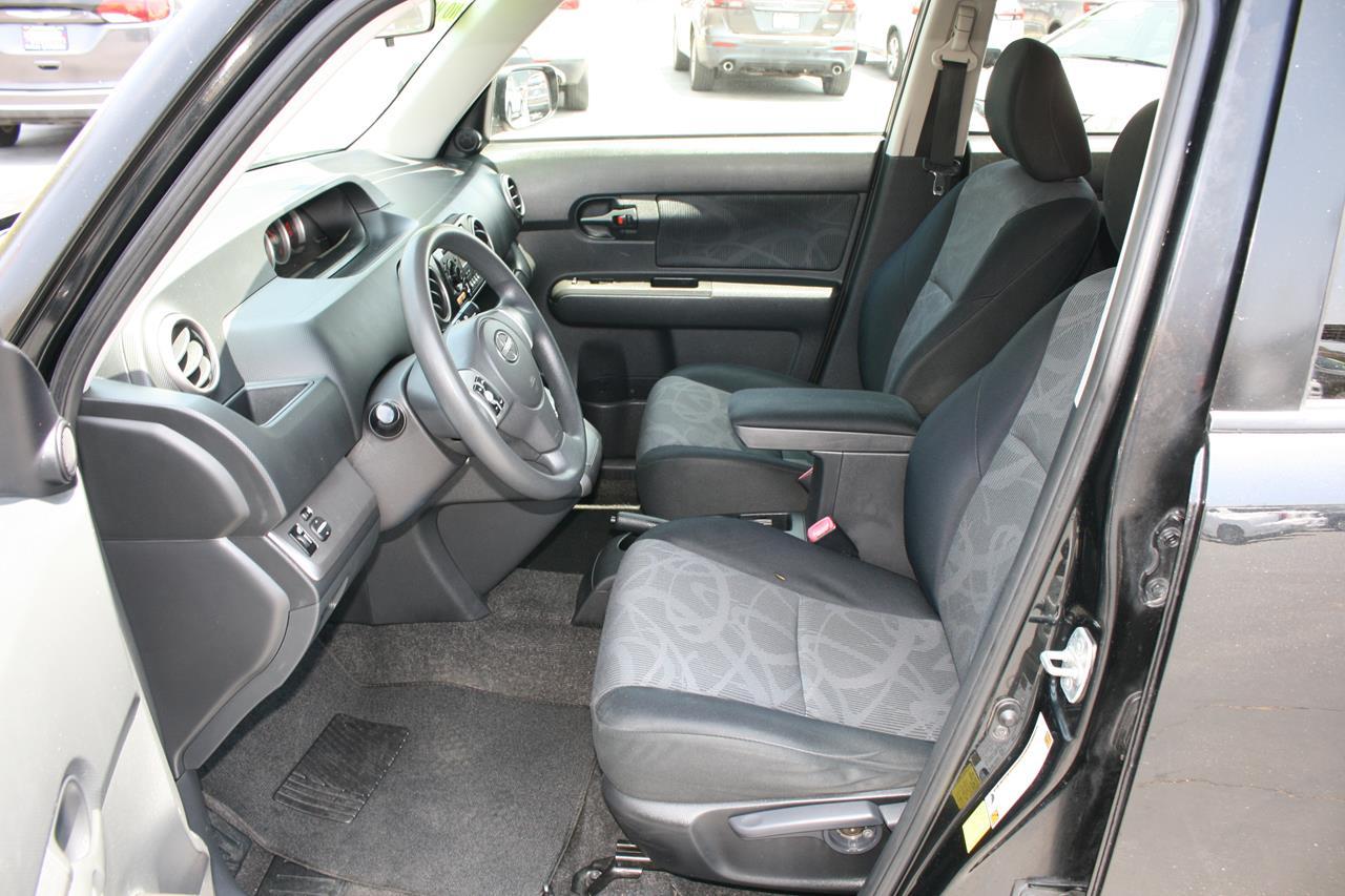 Scion xB 5dr Wgn Auto (Natl) 2012