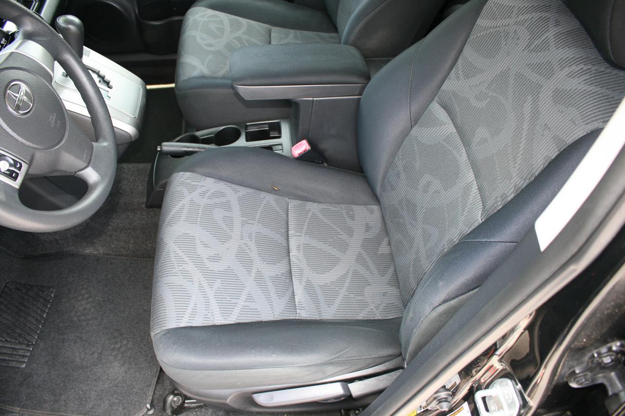 Scion xB 5dr Wgn Auto (Natl) 2012