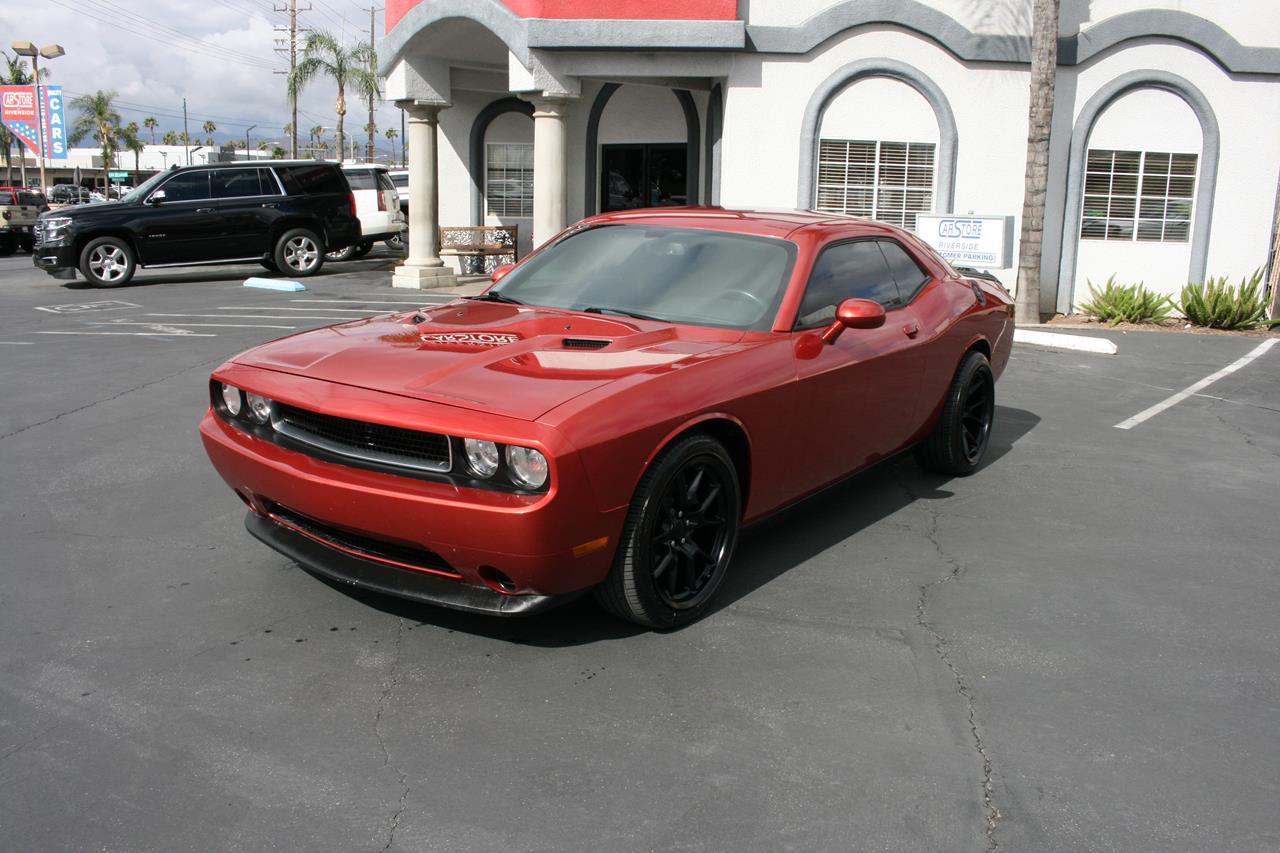 Dodge Challenger 2dr Cpe SXT 2012