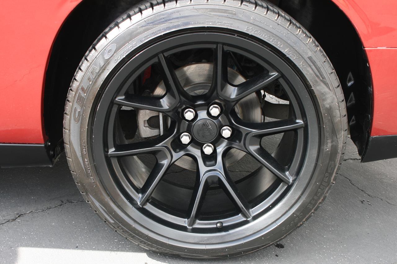 Dodge Challenger 2dr Cpe SXT 2012