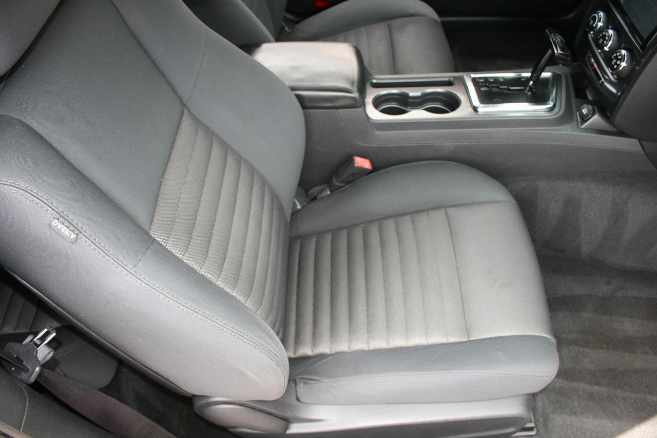 Dodge Challenger 2dr Cpe SXT 2012