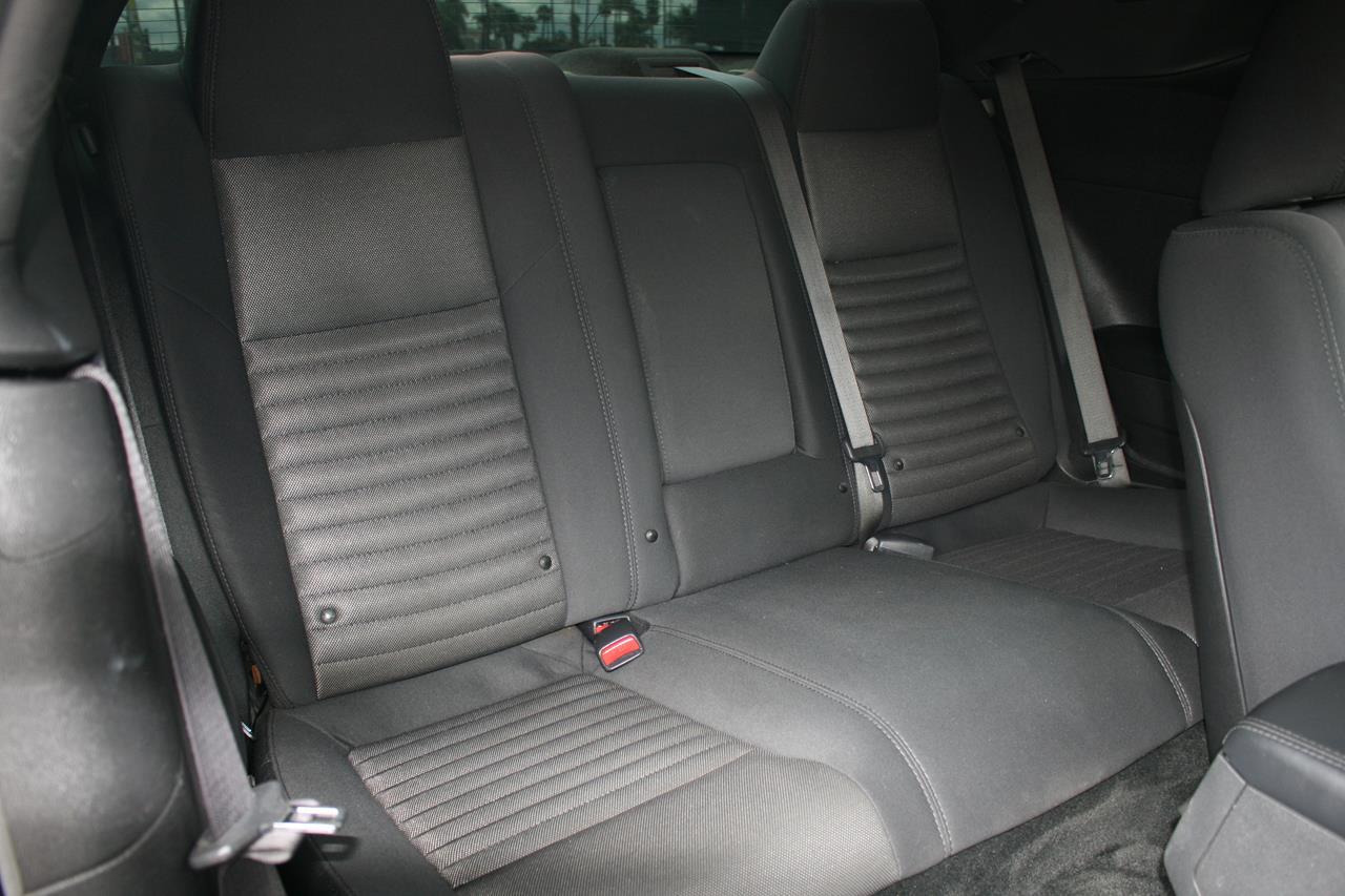 Dodge Challenger 2dr Cpe SXT 2012