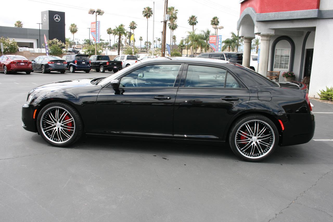 Chrysler 300 4dr Sdn 300S RWD 2015