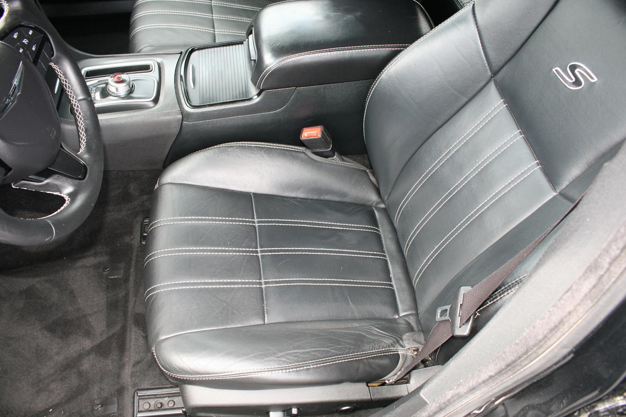 Chrysler 300 4dr Sdn 300S RWD 2015