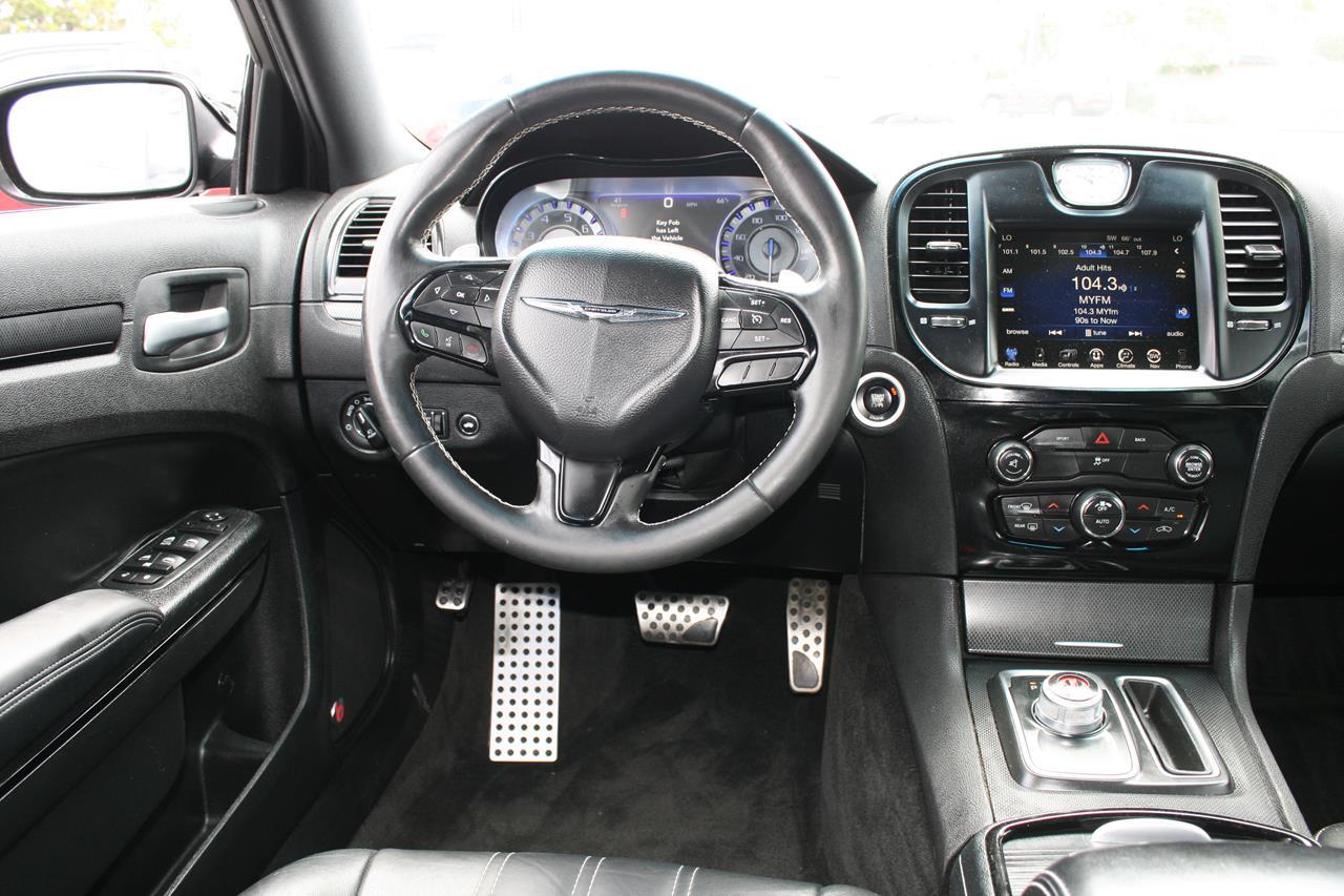 Chrysler 300 4dr Sdn 300S RWD 2015