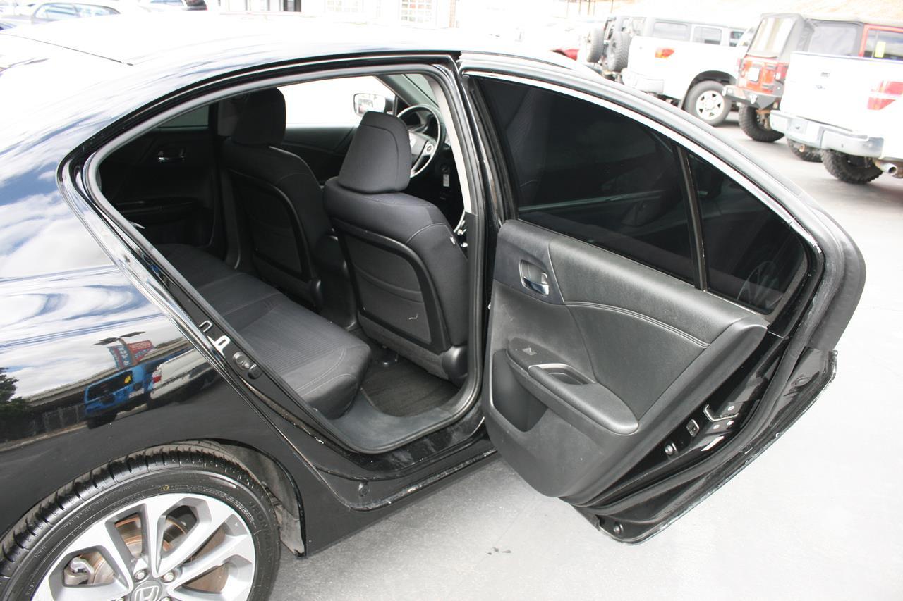 Honda Accord Sdn 4dr I4 CVT Sport 2013