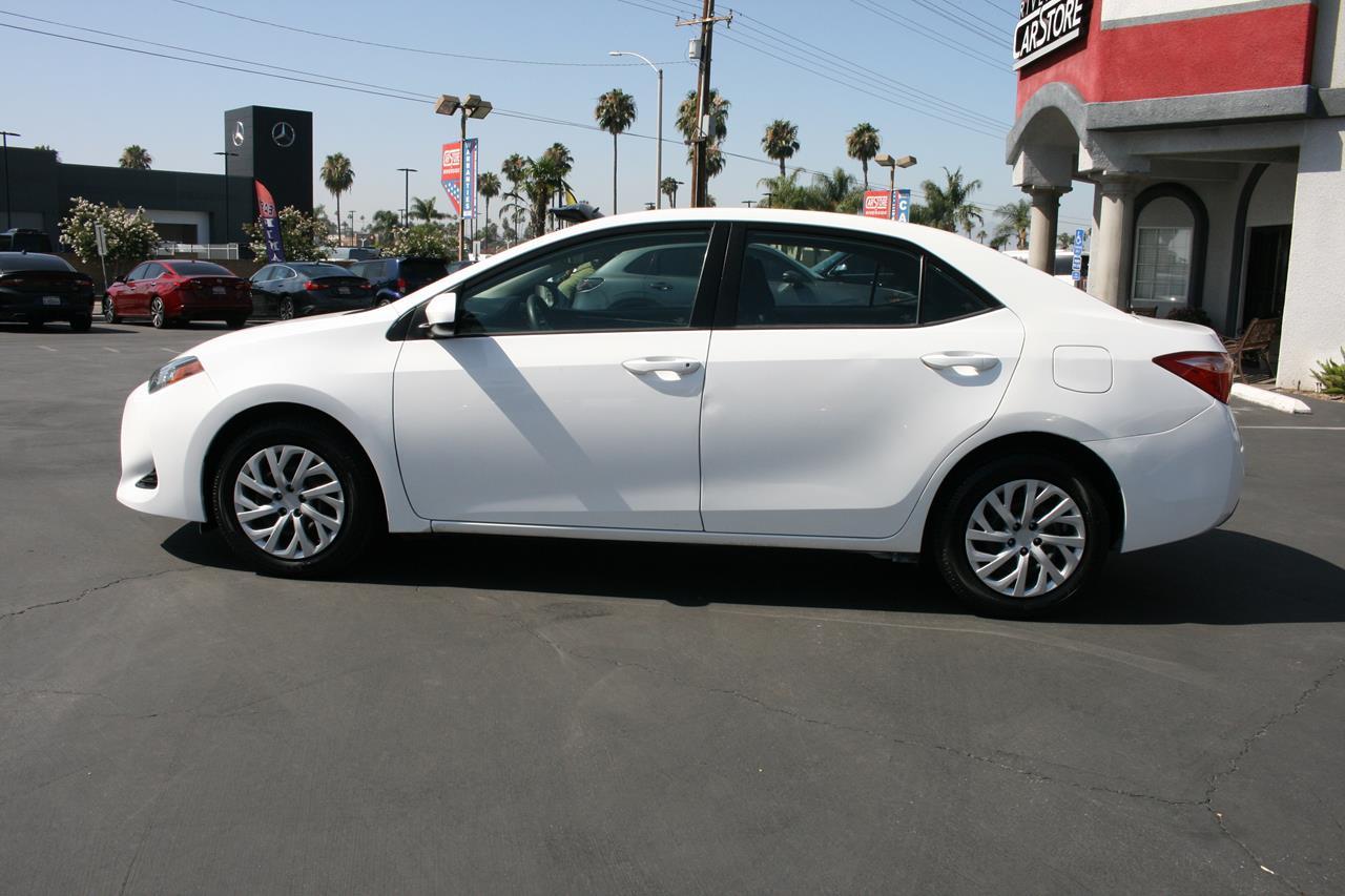 Toyota Corolla LE CVT (Natl) 2018