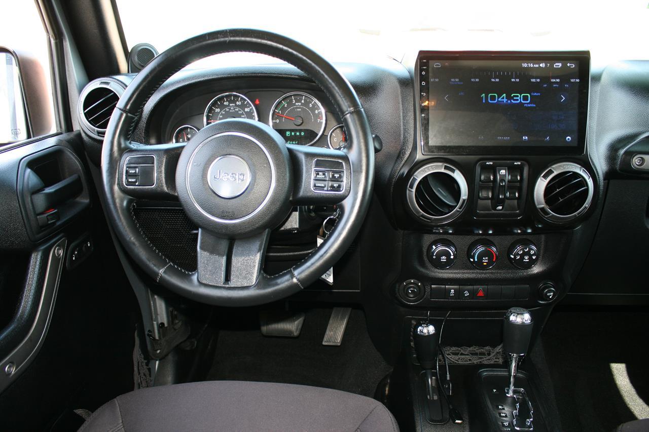 Jeep Wrangler Unlimited 4WD 4dr Sport 2013