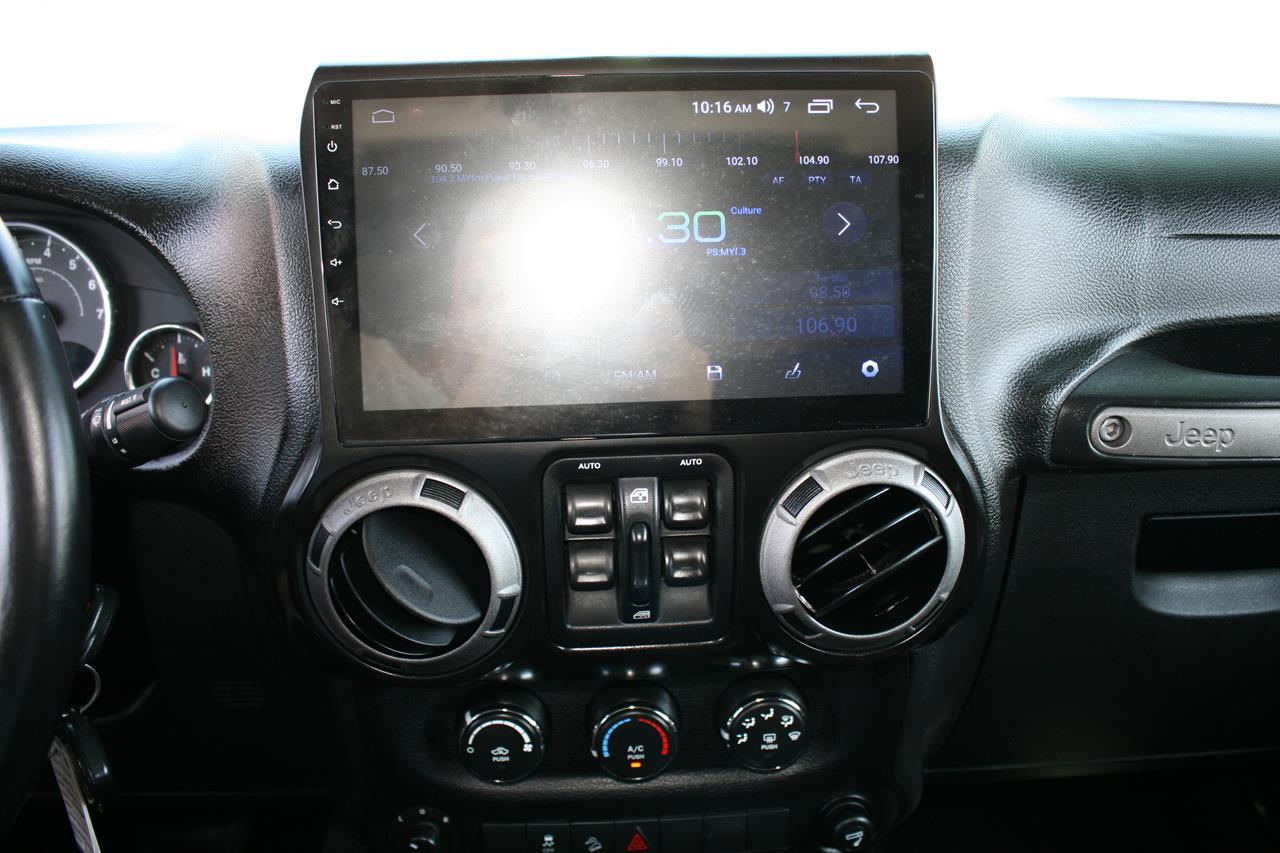 Jeep Wrangler Unlimited 4WD 4dr Sport 2013