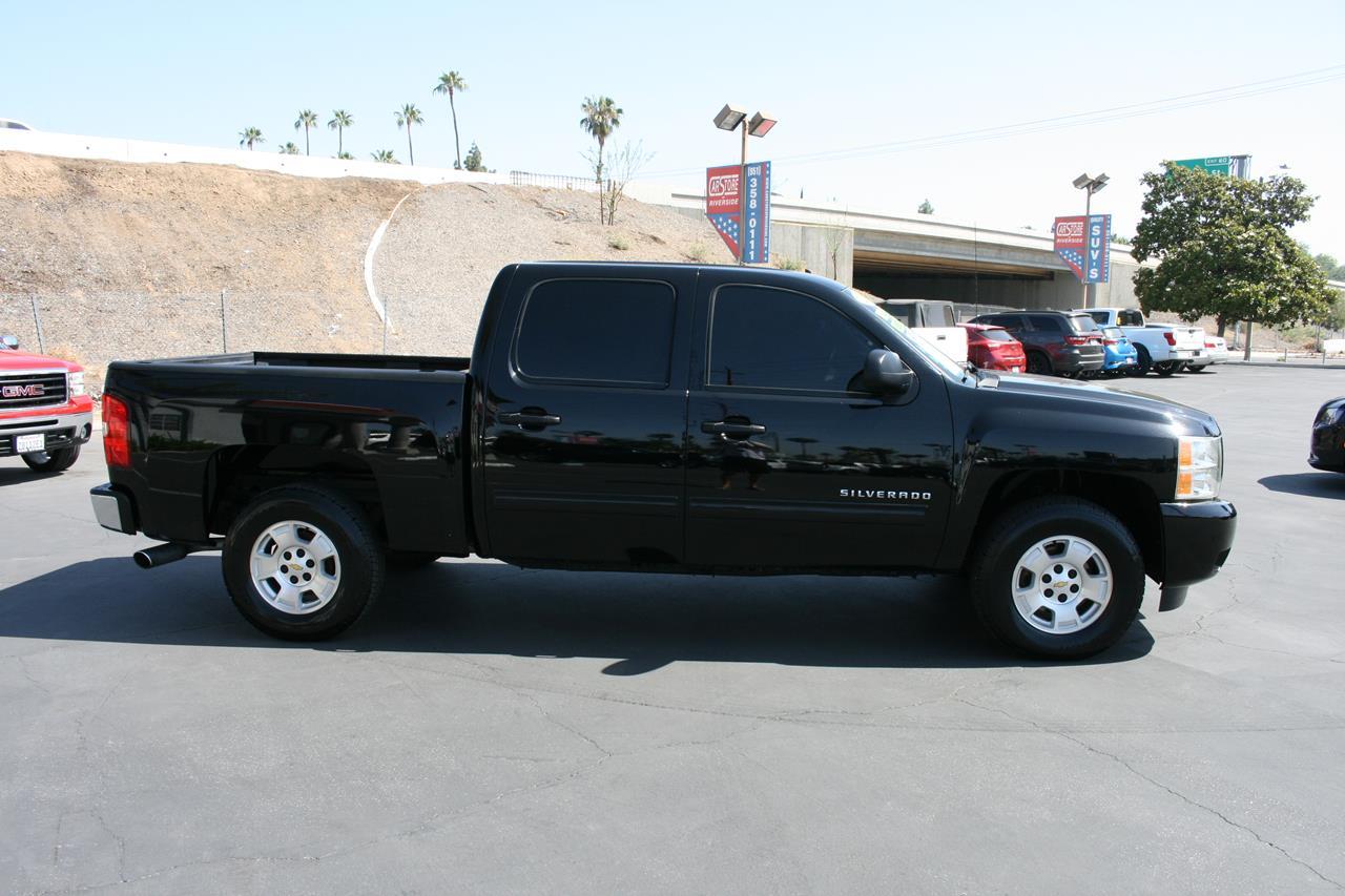 Chevrolet Silverado 1500 2WD Crew Cab 143.5" LT 2011