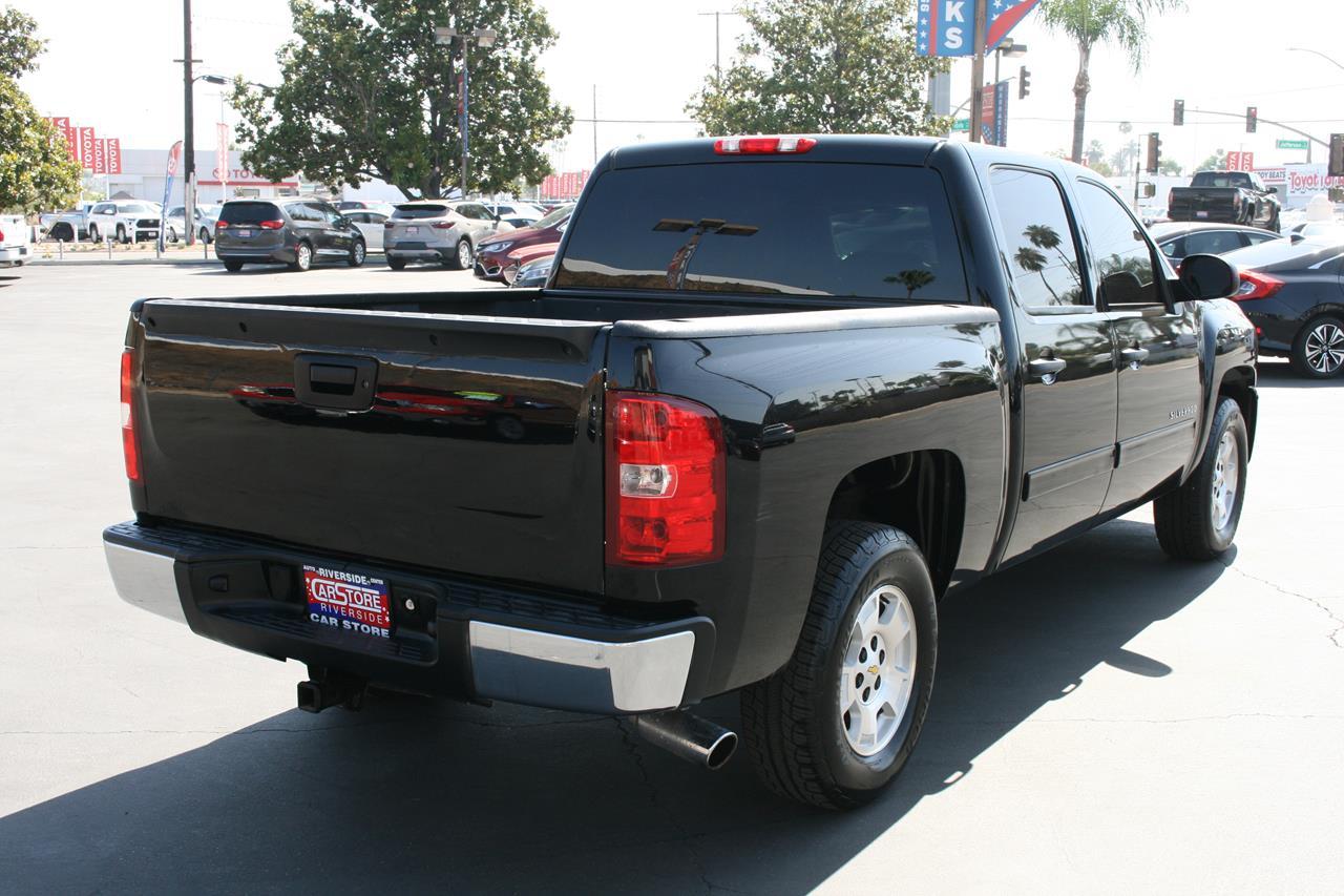 Chevrolet Silverado 1500 2WD Crew Cab 143.5" LT 2011