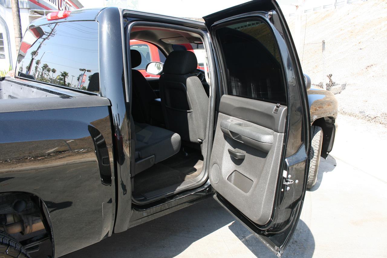 Chevrolet Silverado 1500 2WD Crew Cab 143.5" LT 2011