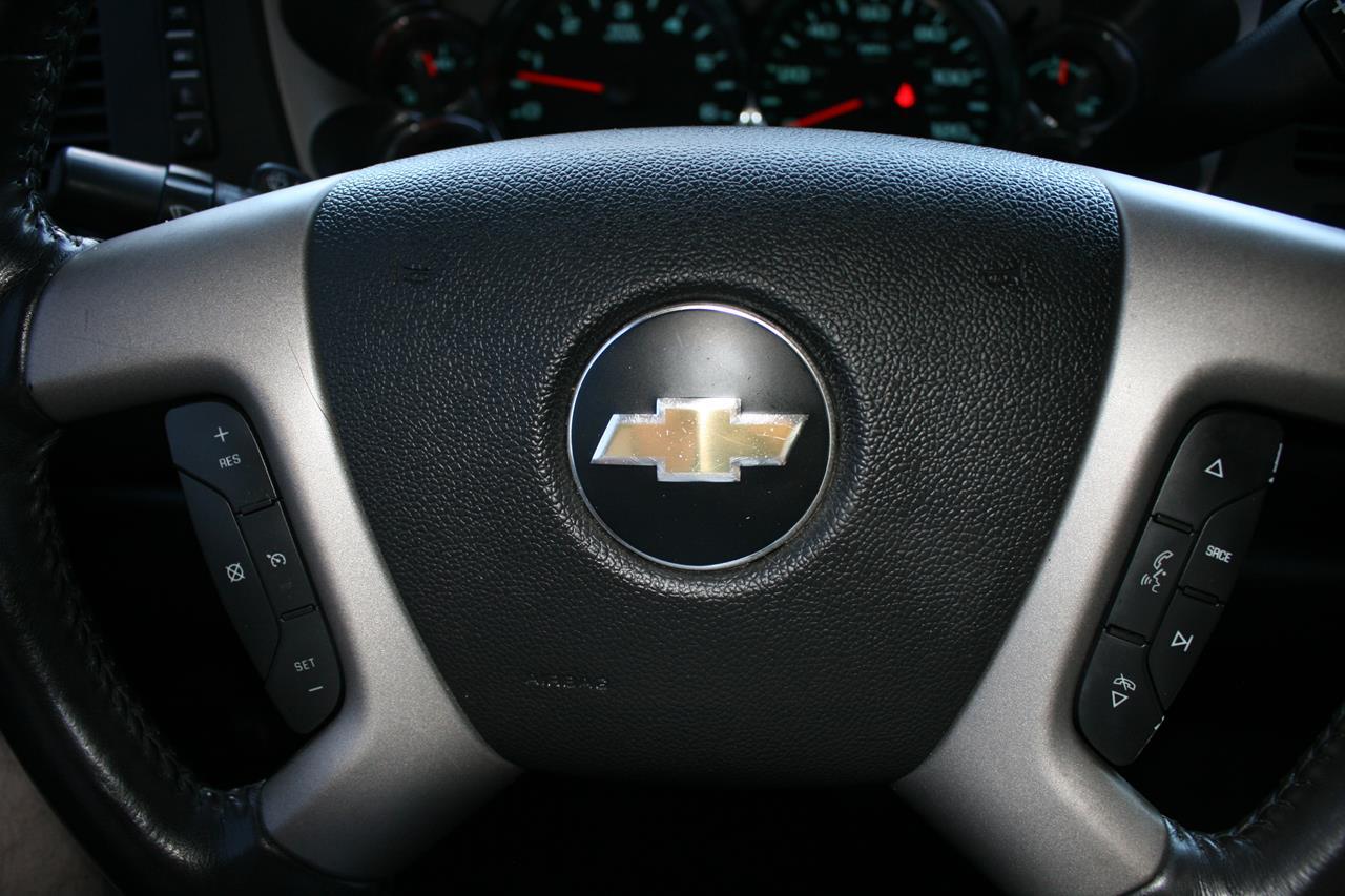 Chevrolet Silverado 1500 2WD Crew Cab 143.5" LT 2011