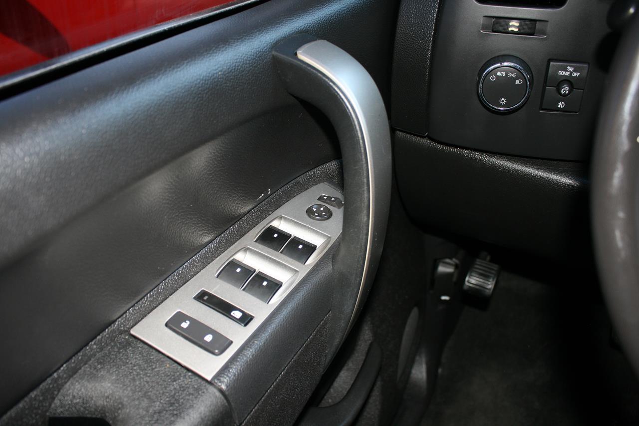 Chevrolet Silverado 1500 2WD Crew Cab 143.5" LT 2011