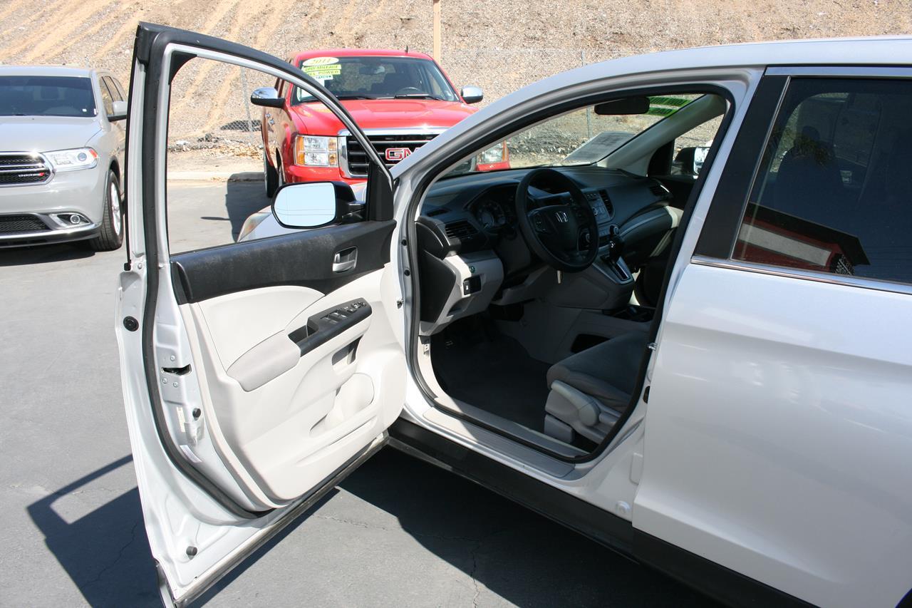 Honda CR-V 2WD 5dr LX 2012