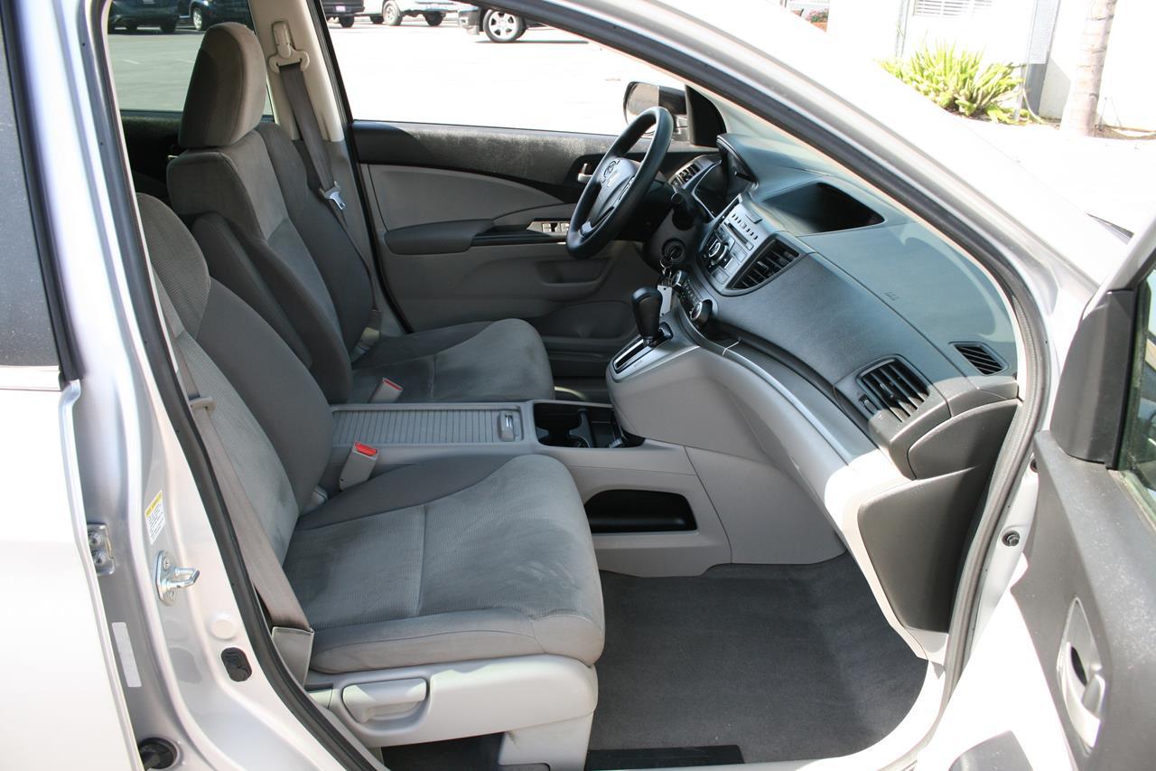 Honda CR-V 2WD 5dr LX 2012