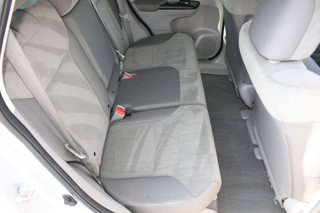 Honda CR-V 2WD 5dr LX 2012