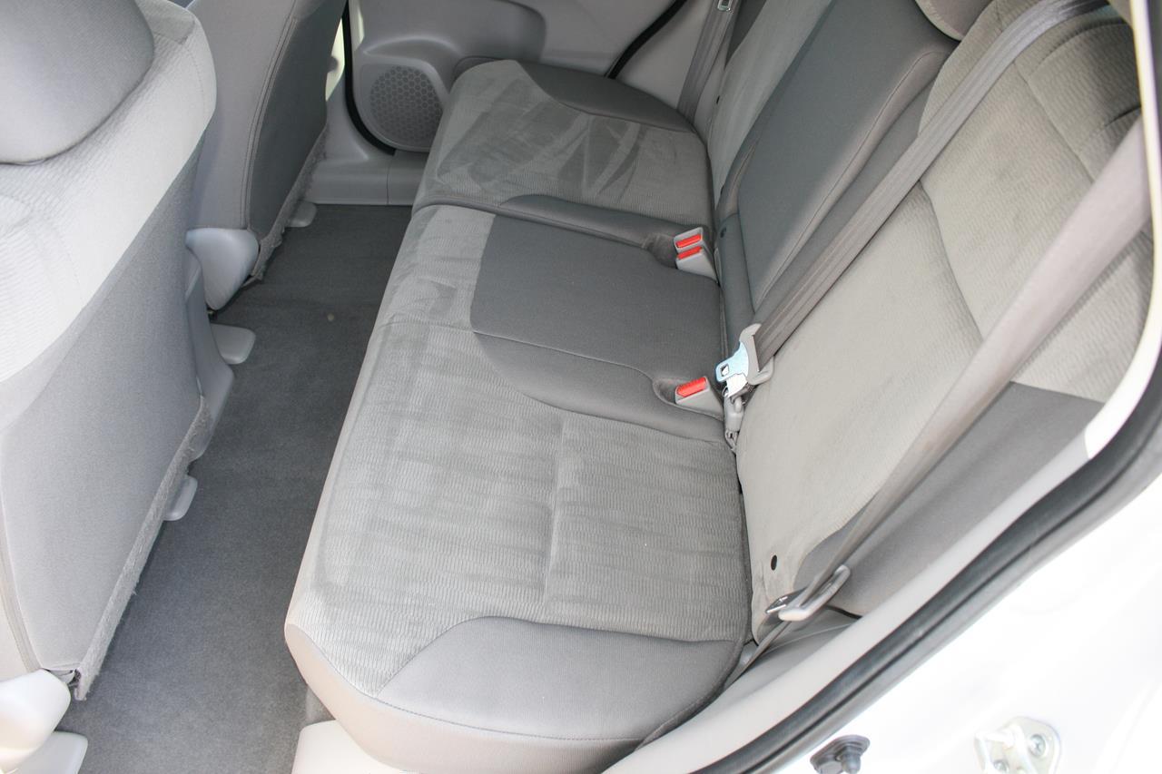 Honda CR-V 2WD 5dr LX 2012