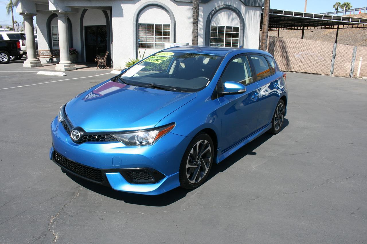 Toyota Corolla iM CVT (Natl) 2017