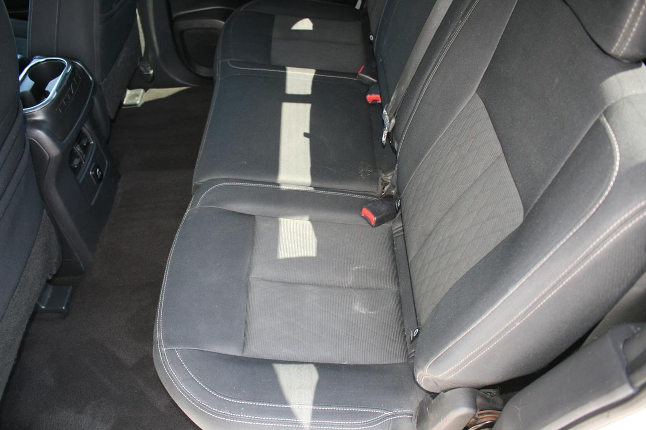 Nissan Titan 4x2 Crew Cab SV 2018