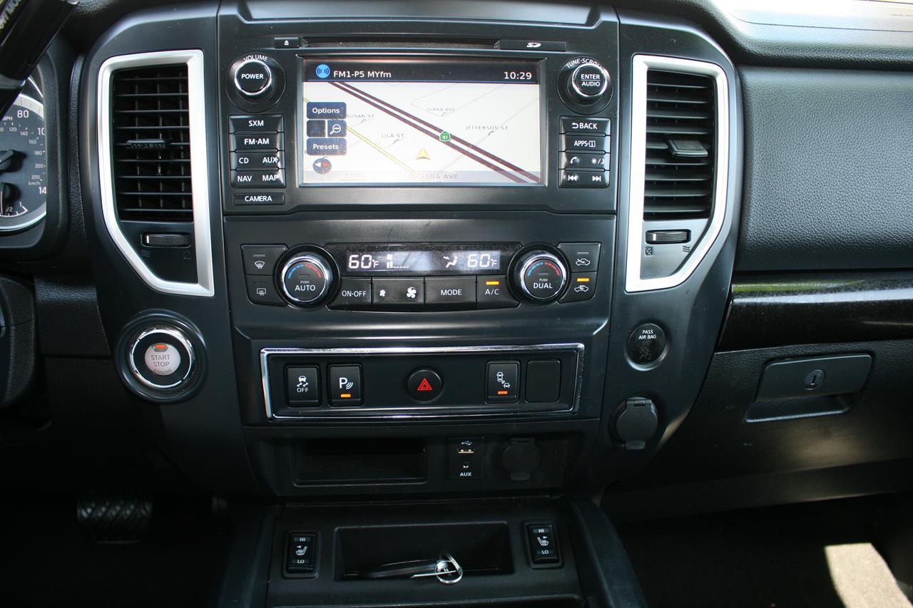 Nissan Titan 4x2 Crew Cab SV 2018