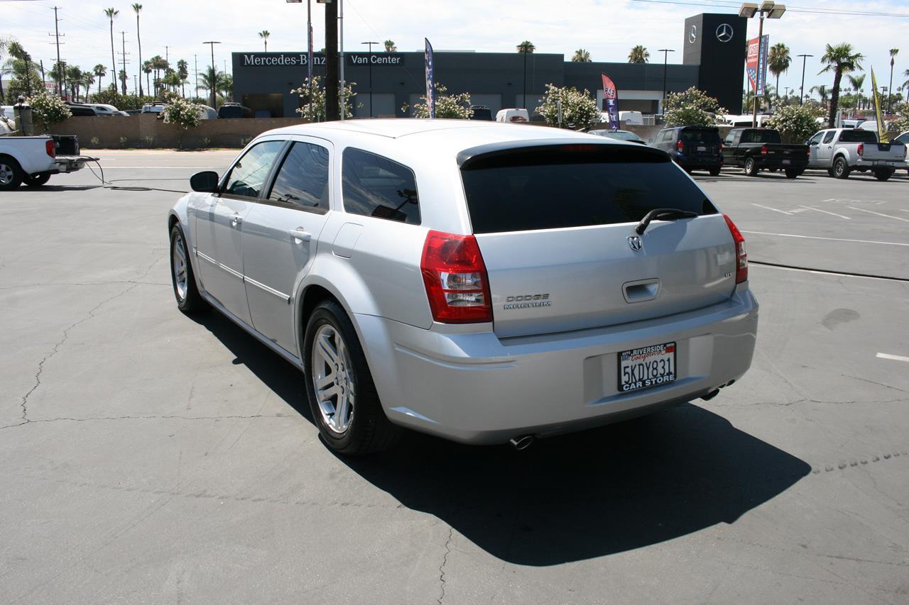 Dodge Magnum 4dr Wgn R/T RWD 2005