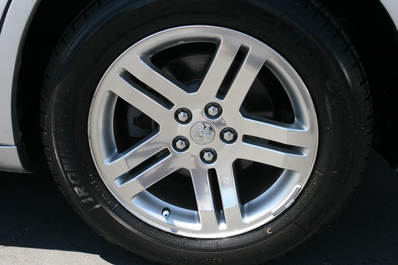 Dodge Magnum 4dr Wgn R/T RWD 2005