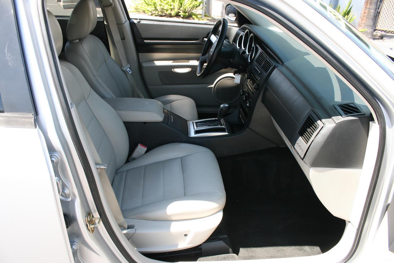 Dodge Magnum 4dr Wgn R/T RWD 2005