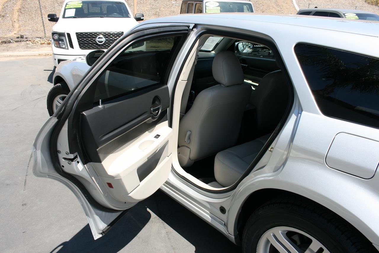 Dodge Magnum 4dr Wgn R/T RWD 2005