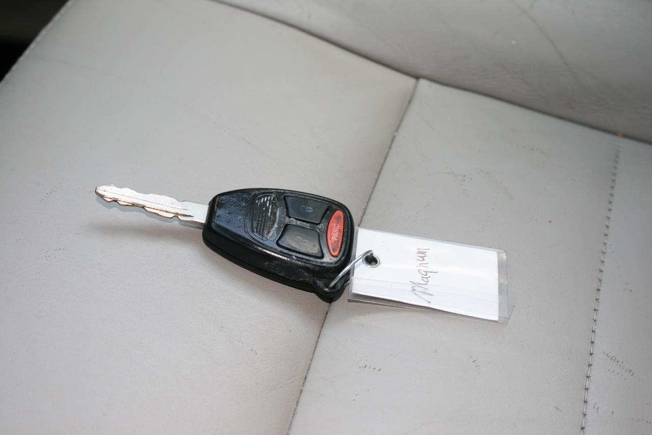 Dodge Magnum 4dr Wgn R/T RWD 2005