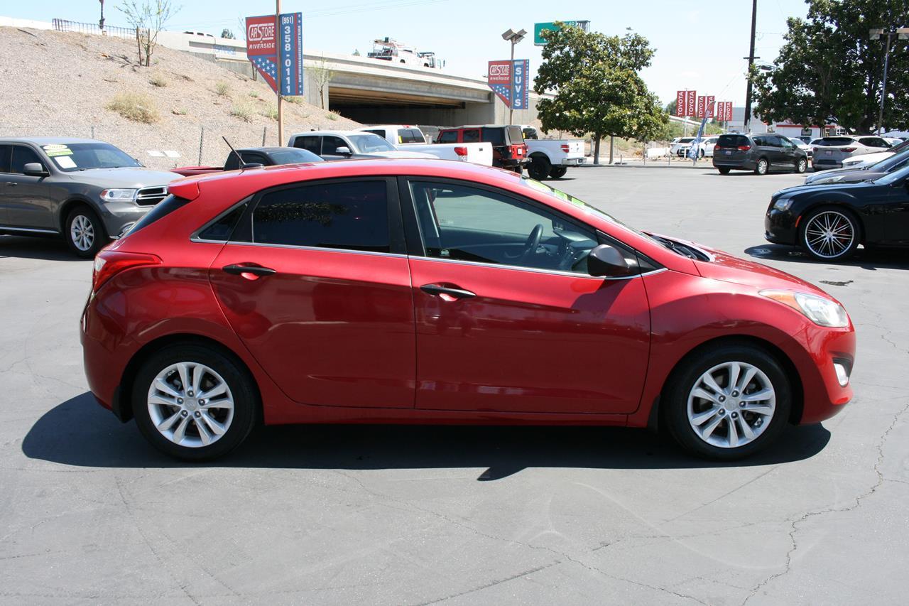 Hyundai Elantra GT 5dr HB Auto 2015