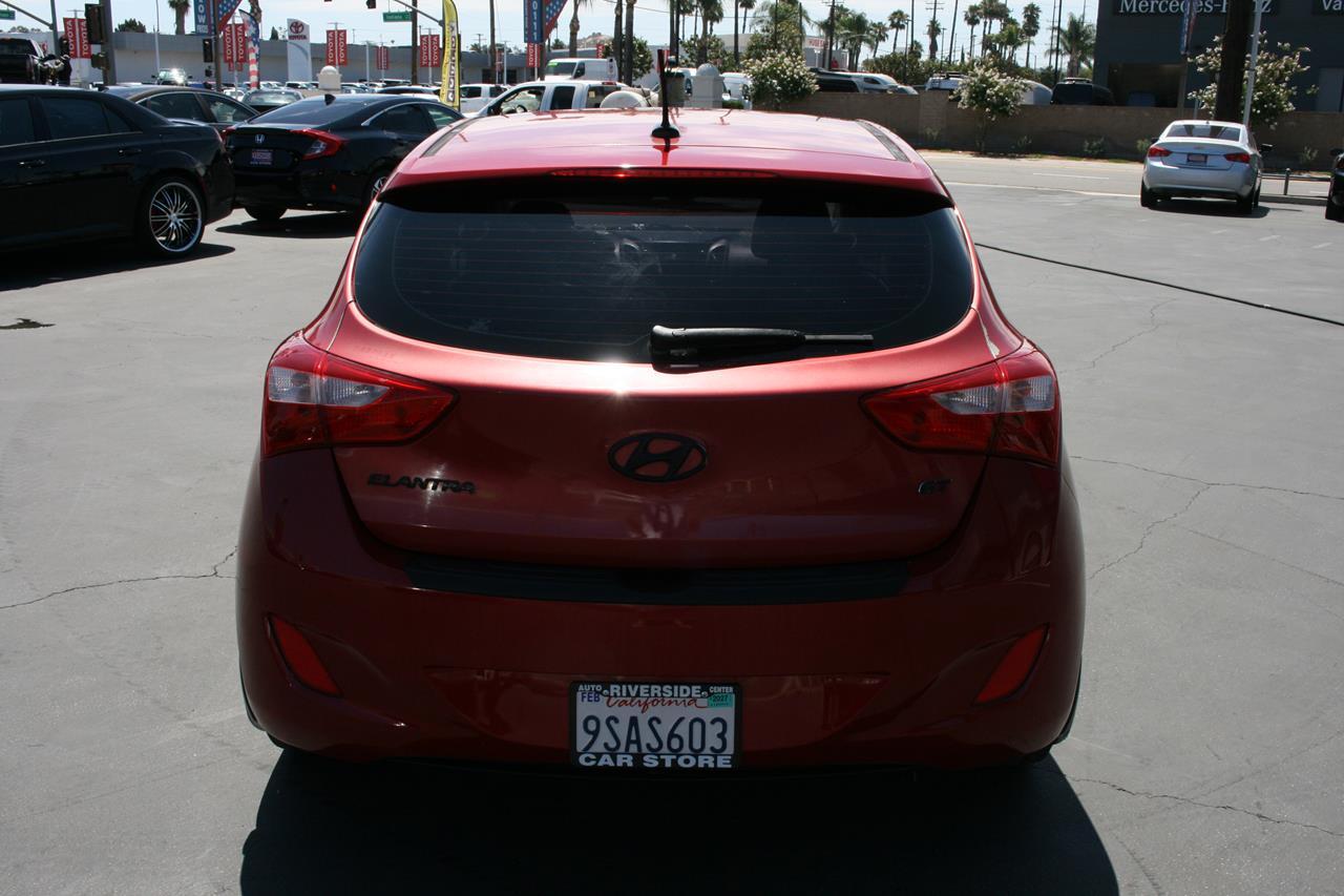 Hyundai Elantra GT 5dr HB Auto 2015