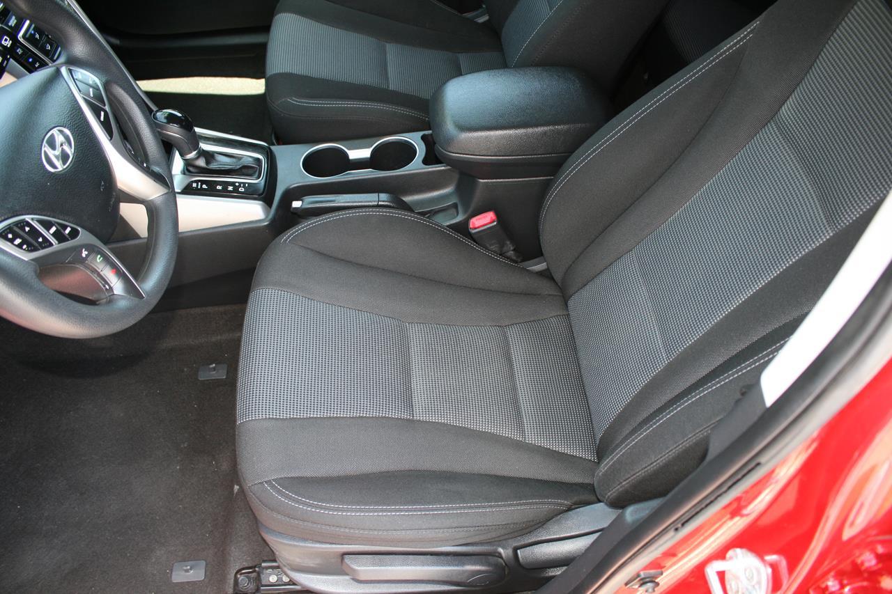 Hyundai Elantra GT 5dr HB Auto 2015