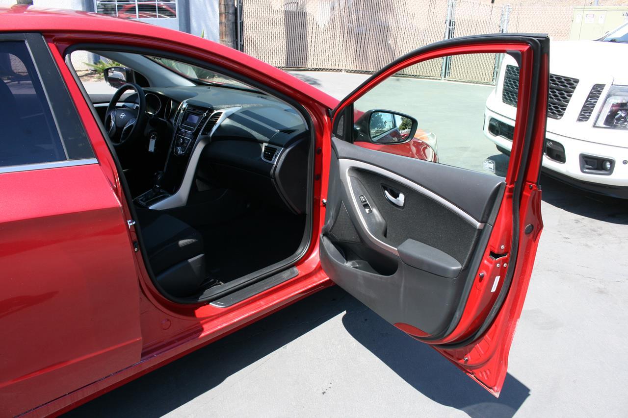 Hyundai Elantra GT 5dr HB Auto 2015