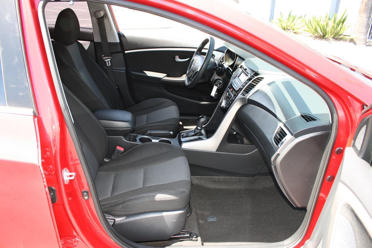 Hyundai Elantra GT 5dr HB Auto 2015