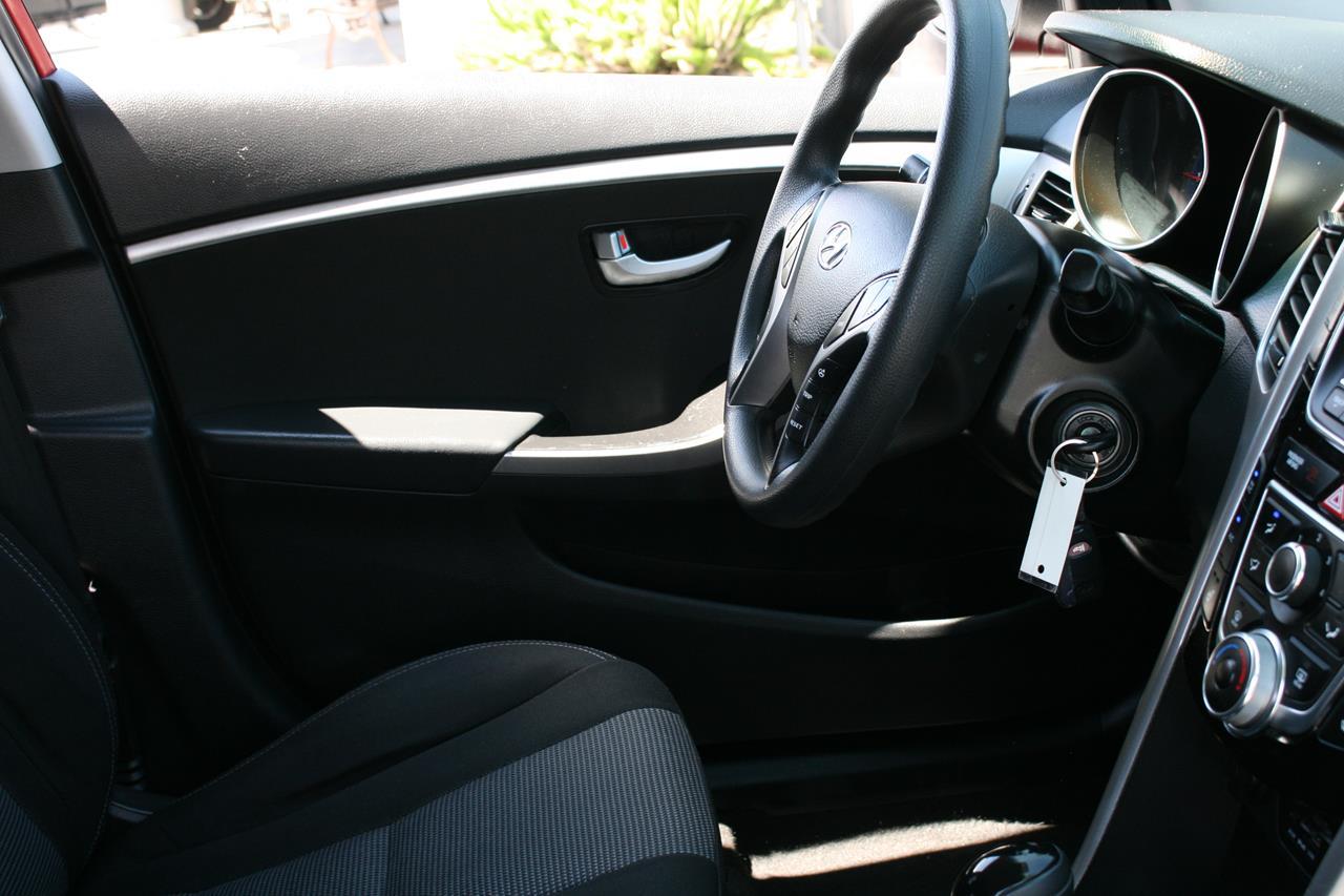 Hyundai Elantra GT 5dr HB Auto 2015