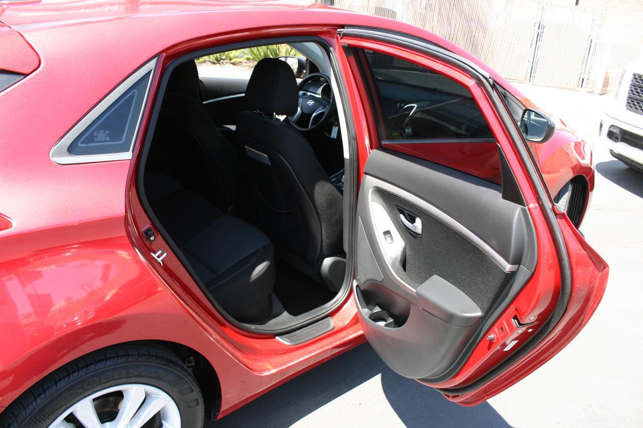 Hyundai Elantra GT 5dr HB Auto 2015