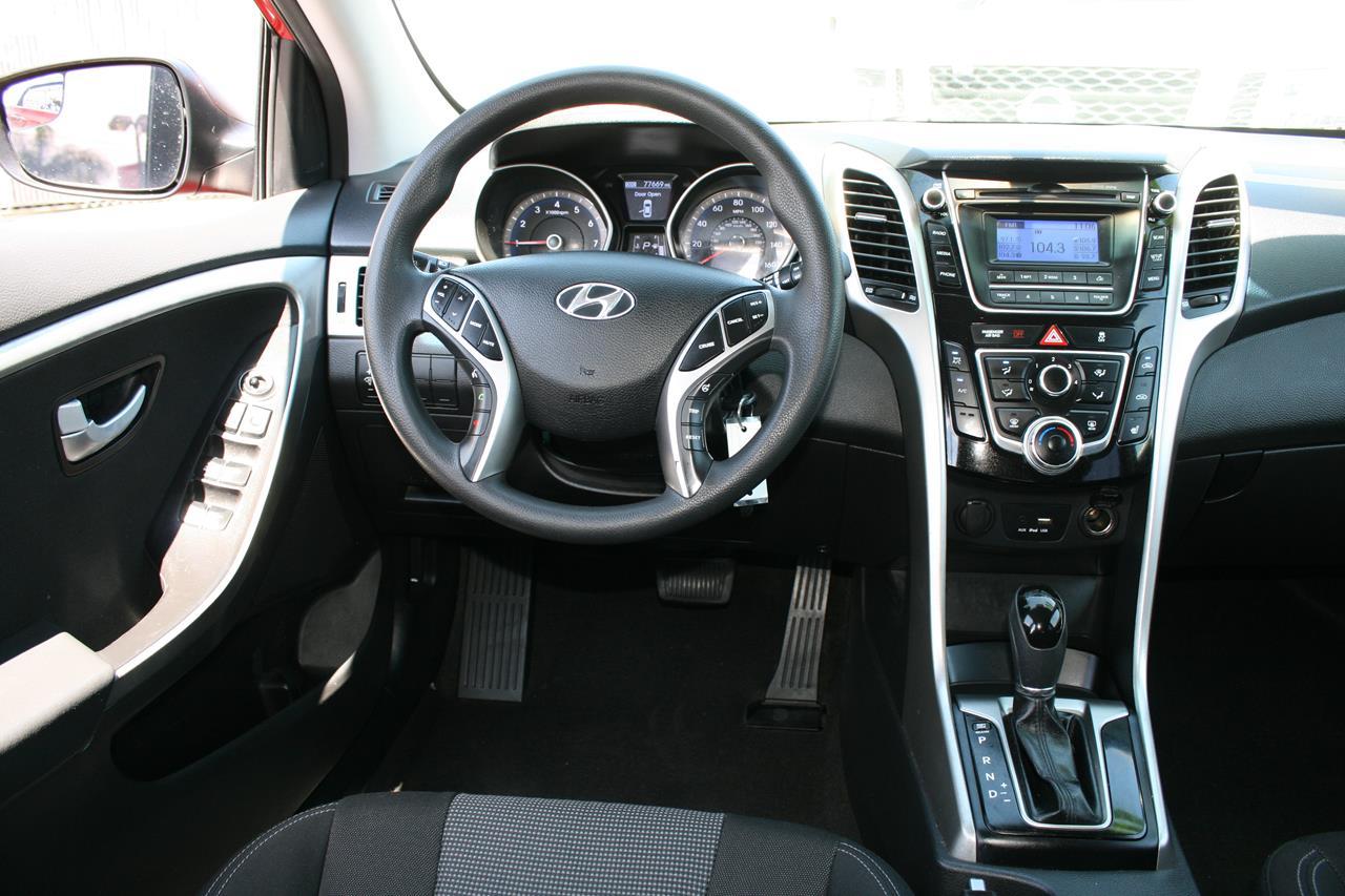 Hyundai Elantra GT 5dr HB Auto 2015